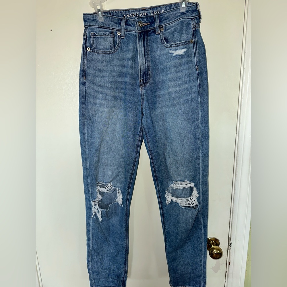 American Eagle Mom Jeans